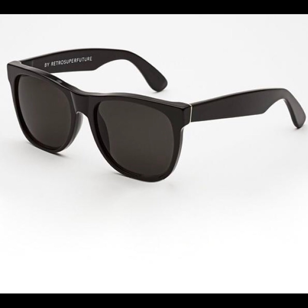 Authentic Retro Super Future Classic black